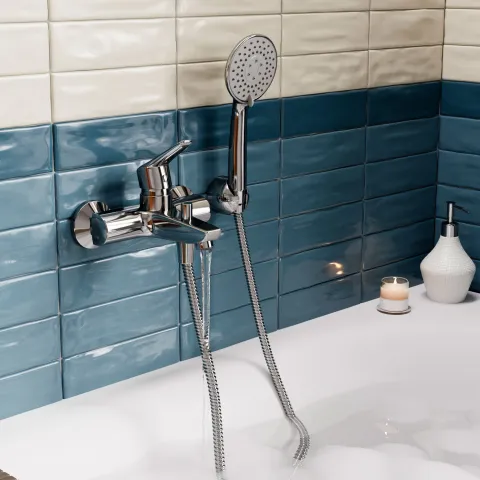 Смеситель для ванны с коротким изливом WasserKRAFT Rhin 4401